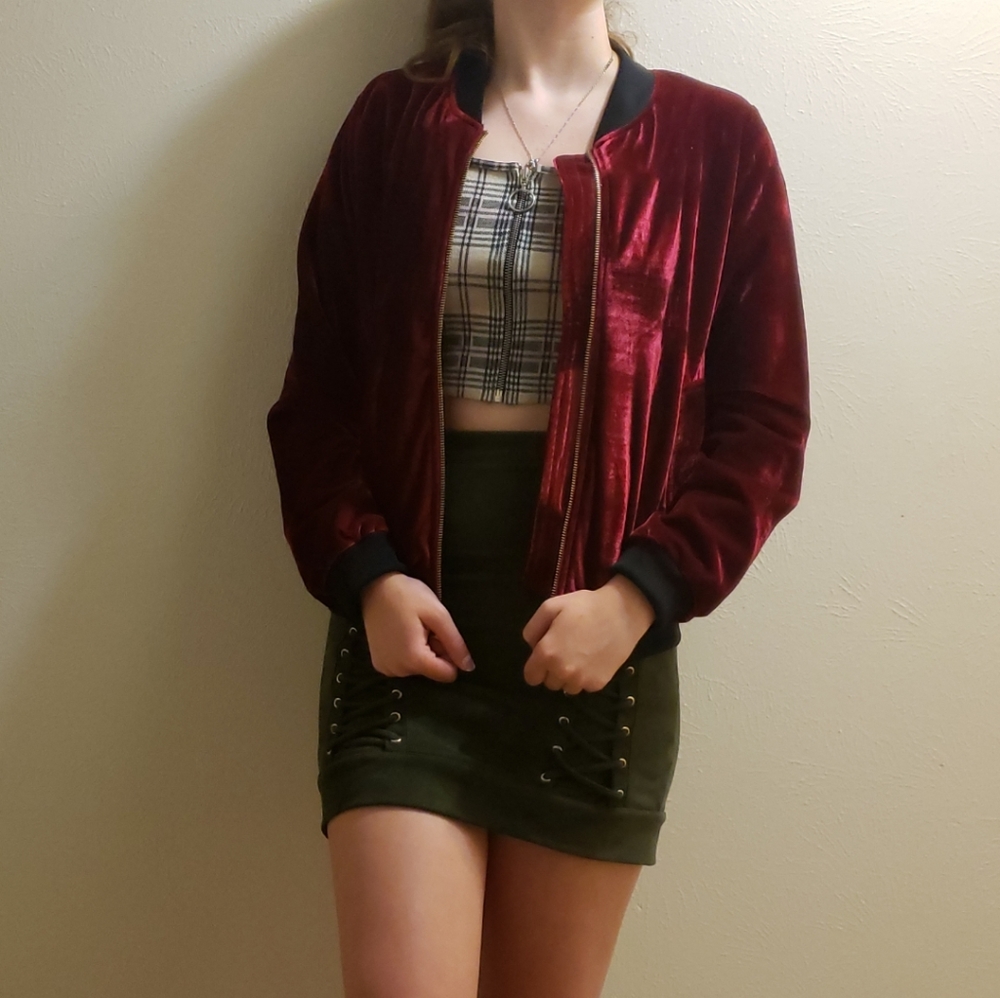 Love Tree Red velvet Jacket - Picture 6 of 6